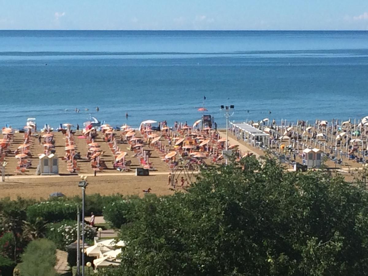 Isolabella - Appartamenti Bibione Extérieur photo