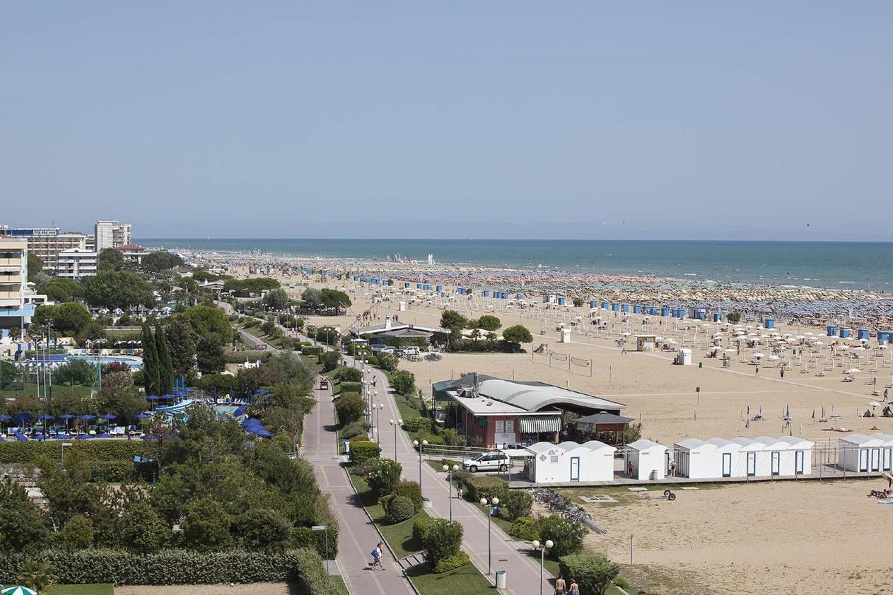 Isolabella - Appartamenti Bibione Extérieur photo